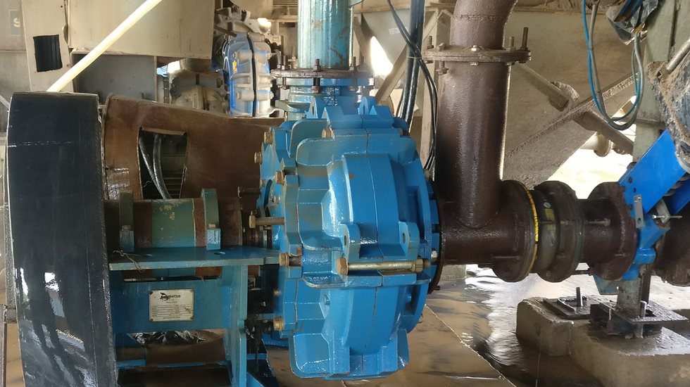 A slurry pump pictured at Jindal Saw site.